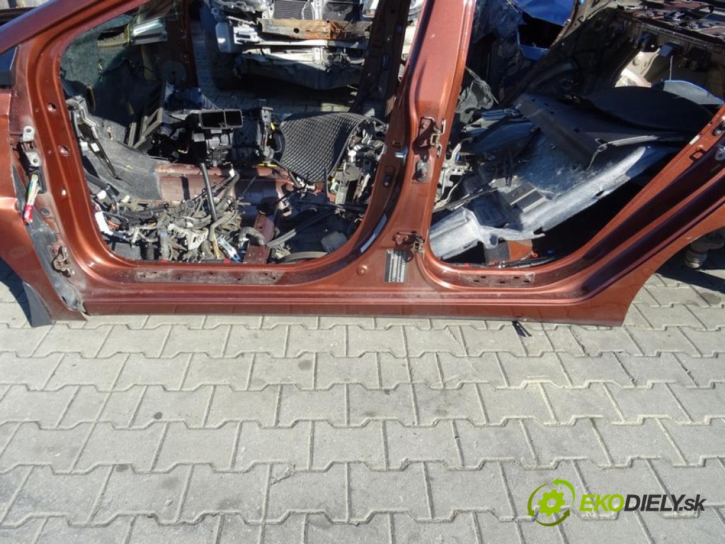 HYUNDAI ELANTRA V sedan (MD, UD) 2010 - 2022    1.6 97 kW [132 KM] benzyna 2011 - 2015  ČTVRŤÁK blatník zadní část pravý střecha POŠTY: prahy