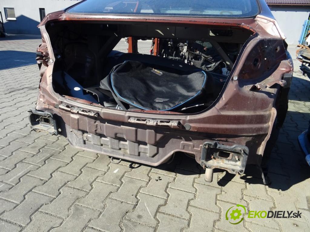HYUNDAI ELANTRA V sedan (MD, UD) 2010 - 2022    1.6 97 kW [132 KM] benzyna 2011 - 2015  ČTVRŤÁK blatník zadní část pravý střecha POŠTY: prahy