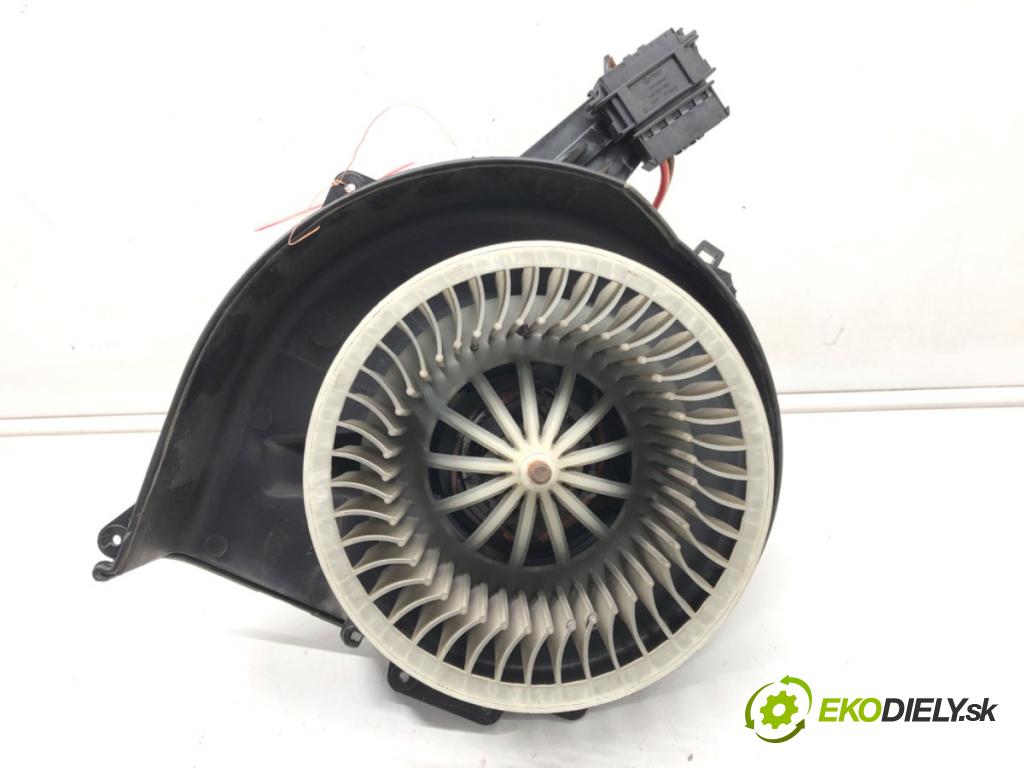 VW POLO (9N_, 9A_) 2001 - 2014    1.2 12V 47 kW [64 KM] benzyna 2001 - 2007  ventilátor kúrenia 6Q1819015G