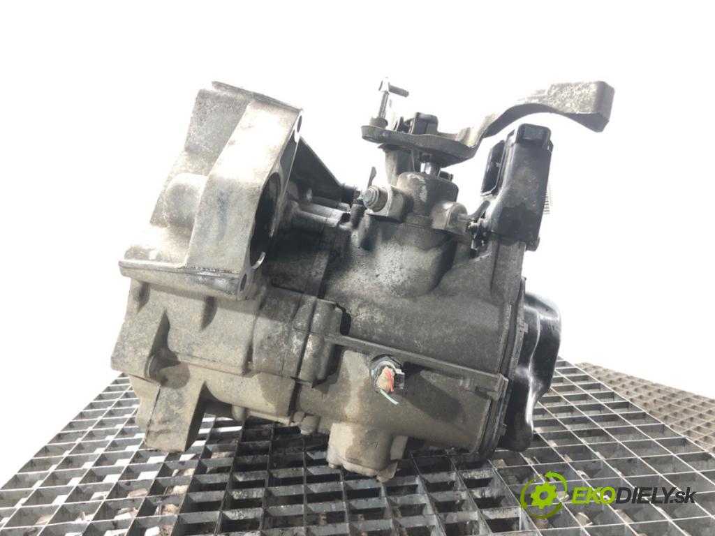 VW POLO (9N_, 9A_) 2001 - 2014    1.2 12V 47 kW [64 KM] benzyna 2001 - 2007  Prevodovka JJL (Prevodovky)