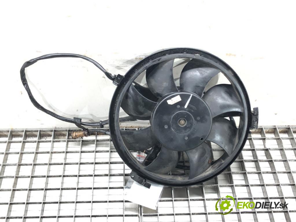 AUDI A8 D2 (4D2, 4D8) 1994 - 2005    2.5 TDI 110 kW [150 KM] olej napędowy 1997 - 2000  Ventilátor klimatizácie  (Ventilátory chladičov klimatizácie)