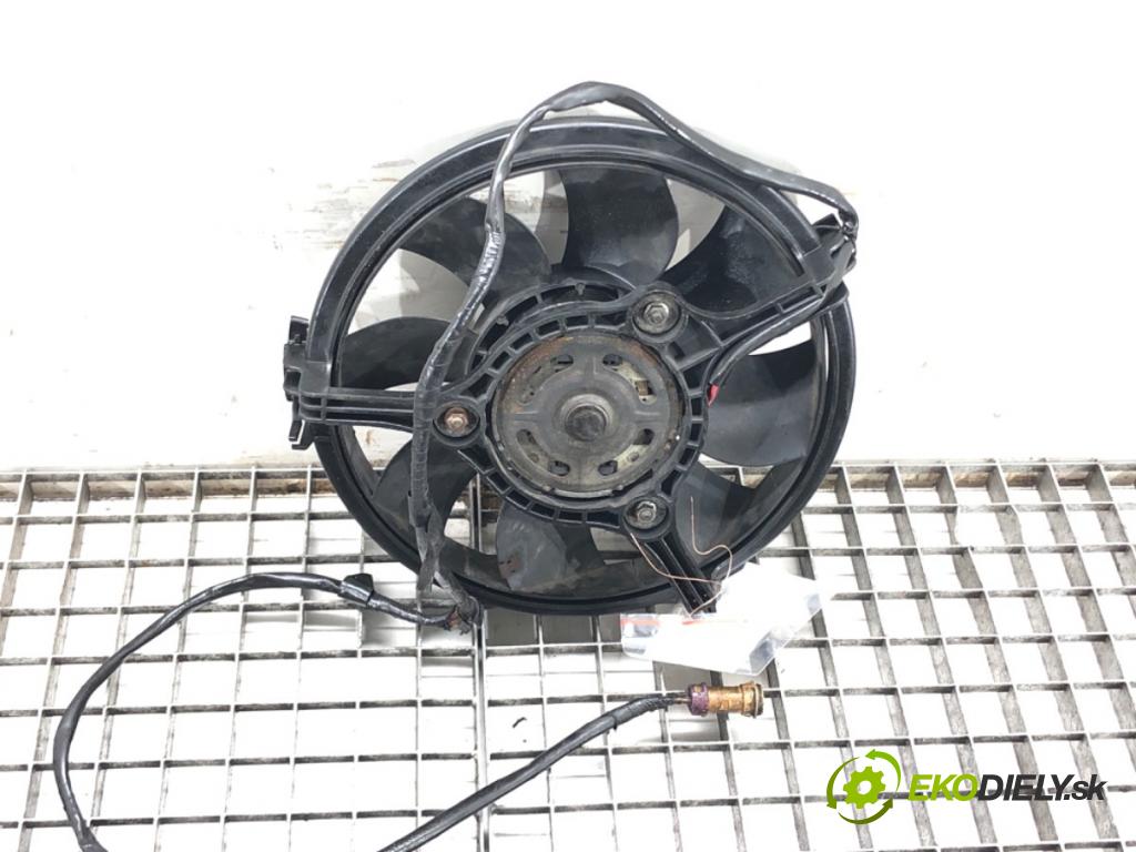 AUDI A8 D2 (4D2, 4D8) 1994 - 2005    2.5 TDI 110 kW [150 KM] olej napędowy 1997 - 2000  Ventilátor klimatizácie  (Ventilátory chladičov klimatizácie)