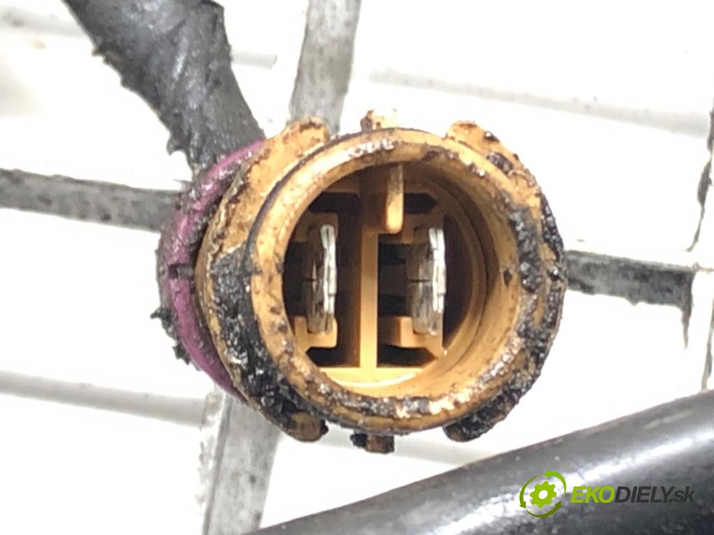 AUDI A8 D2 (4D2, 4D8) 1994 - 2005    2.5 TDI 110 kW [150 KM] olej napędowy 1997 - 2000  Ventilátor klimatizácie  (Ventilátory chladičov klimatizácie)