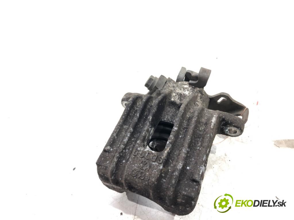 SKODA RAPID (NH3, NK3, NK6) 2012 - 2022    1.6 TDI 66 kW [90 KM] olej napędowy 2013 - 2015  Brzdič strmeň ľavy zad 