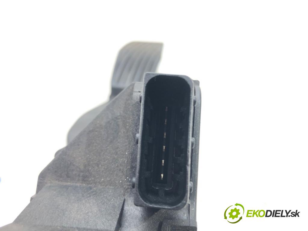 OPEL CORSA D (S07) 2006 - 2014    1.3 CDTI (L08, L68) 70 kW [95 KM] olej napędowy 20  Potenciometer plynového pedálu  (Pedále)