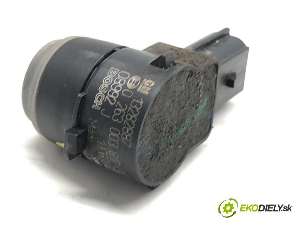 OPEL ASTRA J (P10) 2009 - 2015    1.6 Turbo (68) 132 kW [180 KM] benzyna 2009 - 2015  Snímač PDC 13282887 (Snímače)