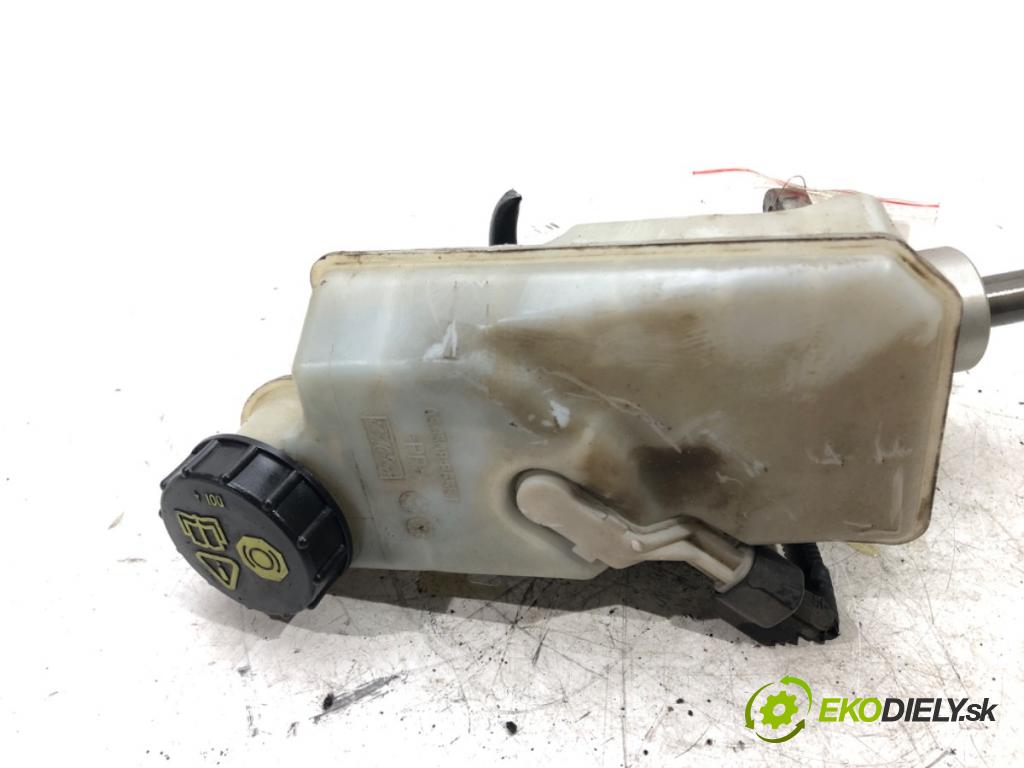 VOLVO V50 (545) 2003 - 2012    2.0 D 100 kW [136 KM] olej napędowy 2004 - 2010  Pumpa brzdová  (Posilňovače bŕzd)