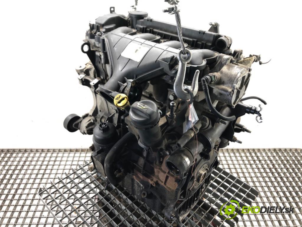 VOLVO V50 (545) 2003 - 2012    2.0 D 100 kW [136 KM] olej napędowy 2004 - 2010  motor D4204T (Motory (kompletní))