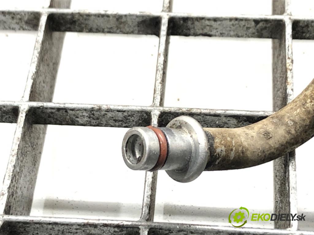 VOLVO V50 (545) 2003 - 2012    2.0 D 100 kW [136 KM] olej napędowy 2004 - 2010  hadica servočerpadlo  (Rúrky, hadice servočerpadla)