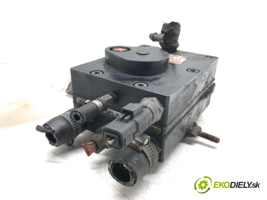 --- ---    ---  Reduktor do plynového pedálu LPG BRC GENIUS MAX (LPG)