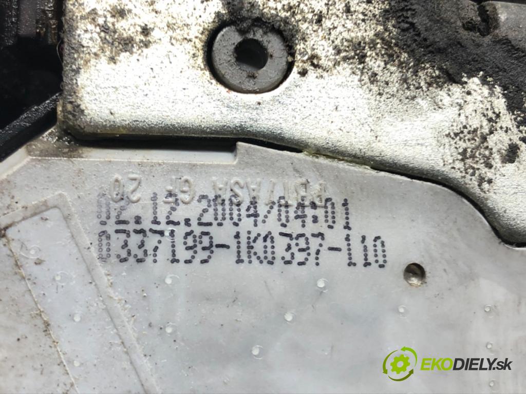 BMW X5 (E53) 2000 - 2006    3.0 d 155 kW [211 KM] olej napędowy 2003 - 2006  zámok dveře levý přední část 8402537