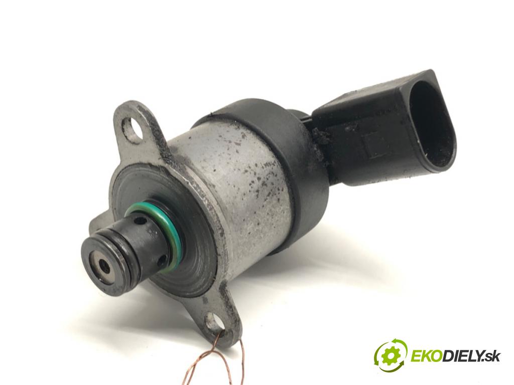 BMW X5 (E53) 2000 - 2006    3.0 d 155 kW [211 KM] olej napędowy 2003 - 2006  Regulátor tlaku paliva  (Ostatné)