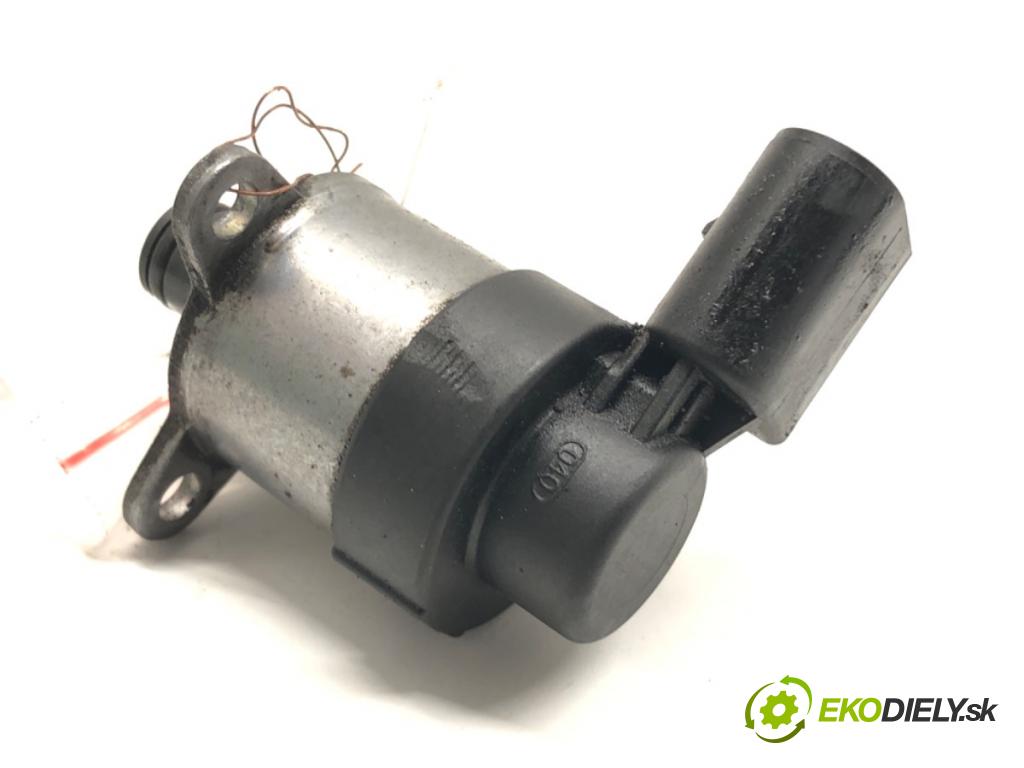 BMW X5 (E53) 2000 - 2006    3.0 d 155 kW [211 KM] olej napędowy 2003 - 2006  Regulátor tlaku paliva  (Ostatné)