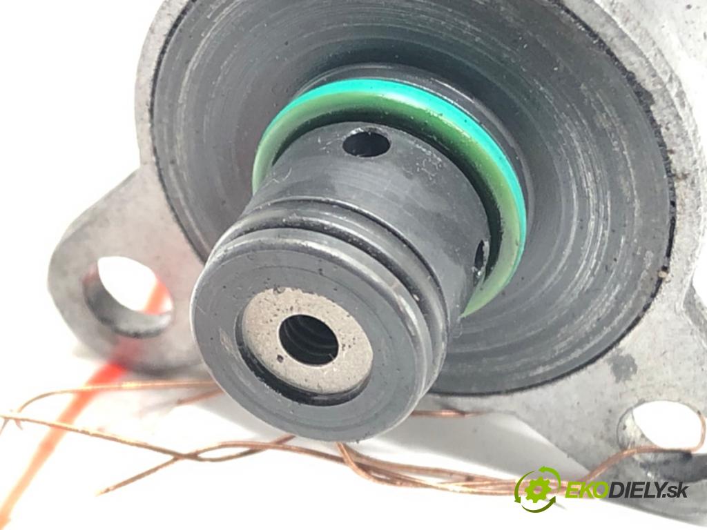 BMW X5 (E53) 2000 - 2006    3.0 d 155 kW [211 KM] olej napędowy 2003 - 2006  Regulátor tlaku paliva  (Ostatné)