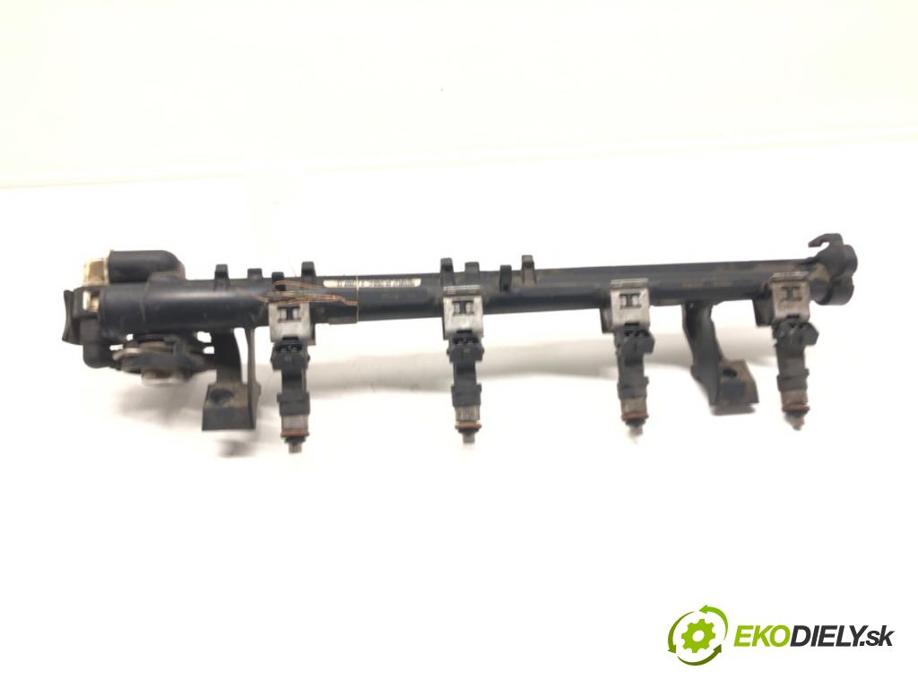 FORD FIESTA VI (CB1, CCN) 2008 - 2022    1.25 60 kW [82 KM] benzyna 2008 - 2017  Lišta vstrekovacia 8A6G-AA 8A6G-9H487-AA (Vstrekovacie lišty)