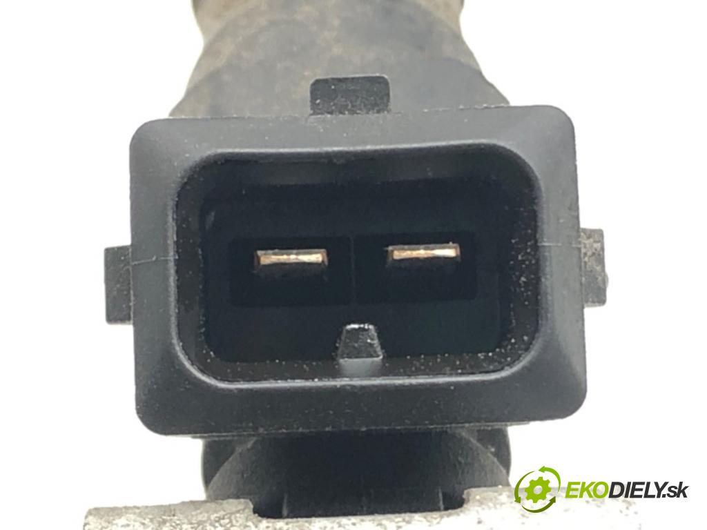 FORD FIESTA VI (CB1, CCN) 2008 - 2022    1.25 60 kW [82 KM] benzyna 2008 - 2017  Lišta vstrekovacia 8A6G-AA 8A6G-9H487-AA (Vstrekovacie lišty)