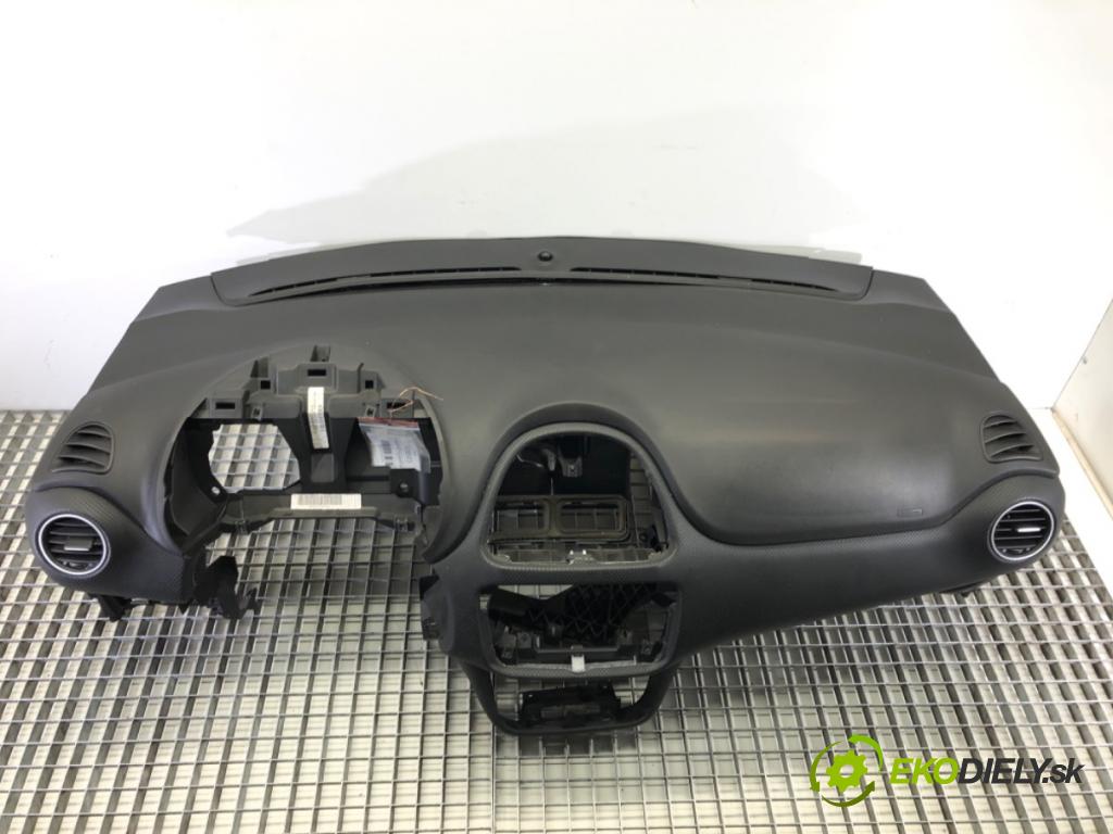 FIAT PUNTO EVO (199_) 2008 - 2022    1.4 (199AXB1A) 57 kW [77 KM] benzyna 2009 - 2012  Palubná doska  (Palubné dosky)