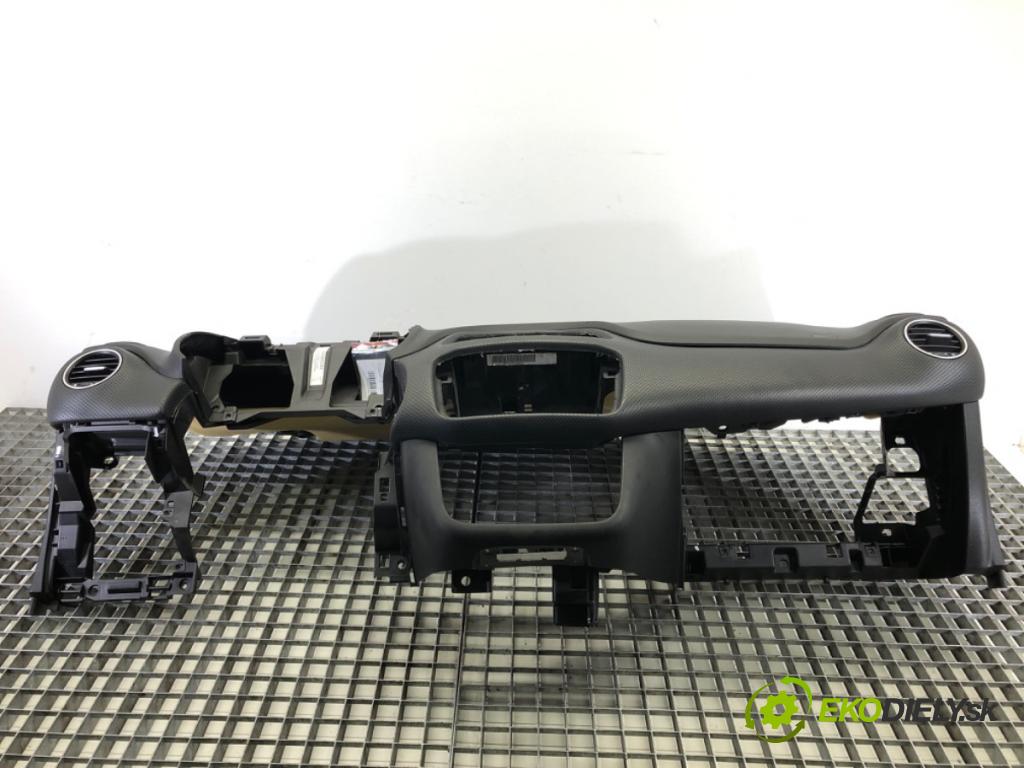 FIAT PUNTO EVO (199_) 2008 - 2022    1.4 (199AXB1A) 57 kW [77 KM] benzyna 2009 - 2012  Palubná doska  (Palubné dosky)