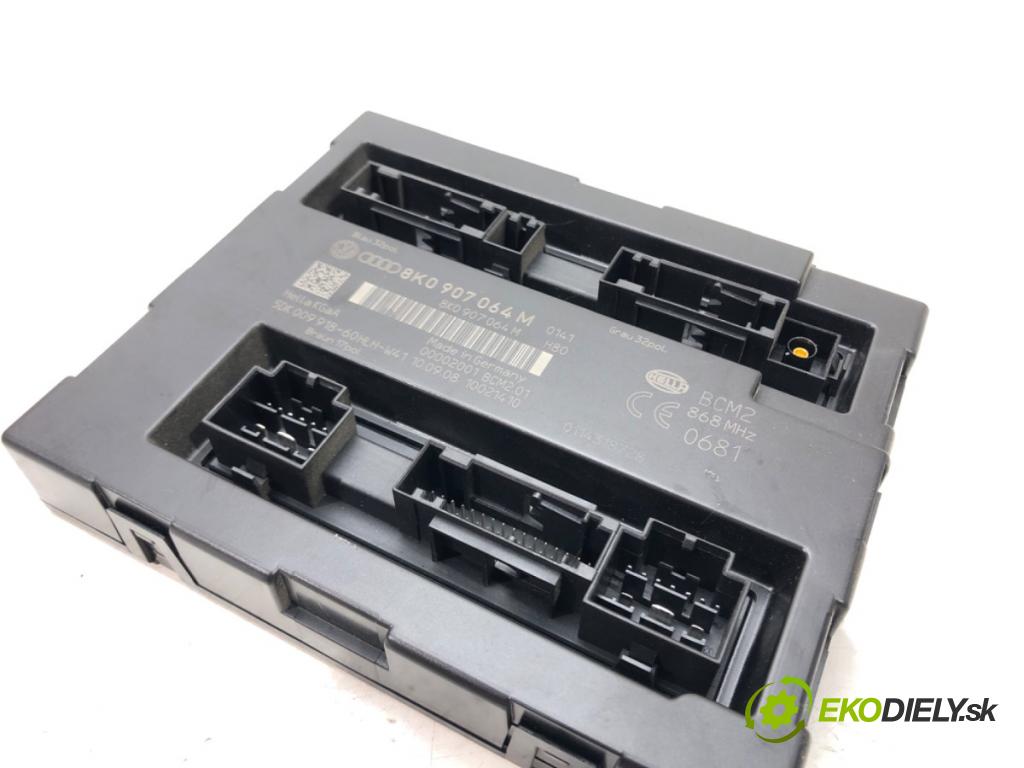 AUDI A4 B8 Avant (8K5) 2007 - 2015    1.8 TFSI 118 kW [160 KM] benzyna 2007 - 2012  Modul komfortu 8K0907064M (Moduly komfortu)