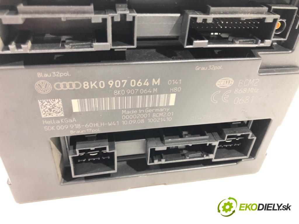 AUDI A4 B8 Avant (8K5) 2007 - 2015    1.8 TFSI 118 kW [160 KM] benzyna 2007 - 2012  Modul komfortu 8K0907064M (Moduly komfortu)