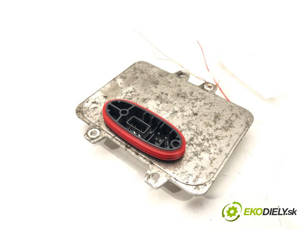 VW TIGUAN (5N_) 2007 - 2018    2.0 TFSI 4motion 125 kW [170 KM] benzyna 2007 - 20  Menič XENON 5DV009000-00 (Riadiace jednotky xenónu)