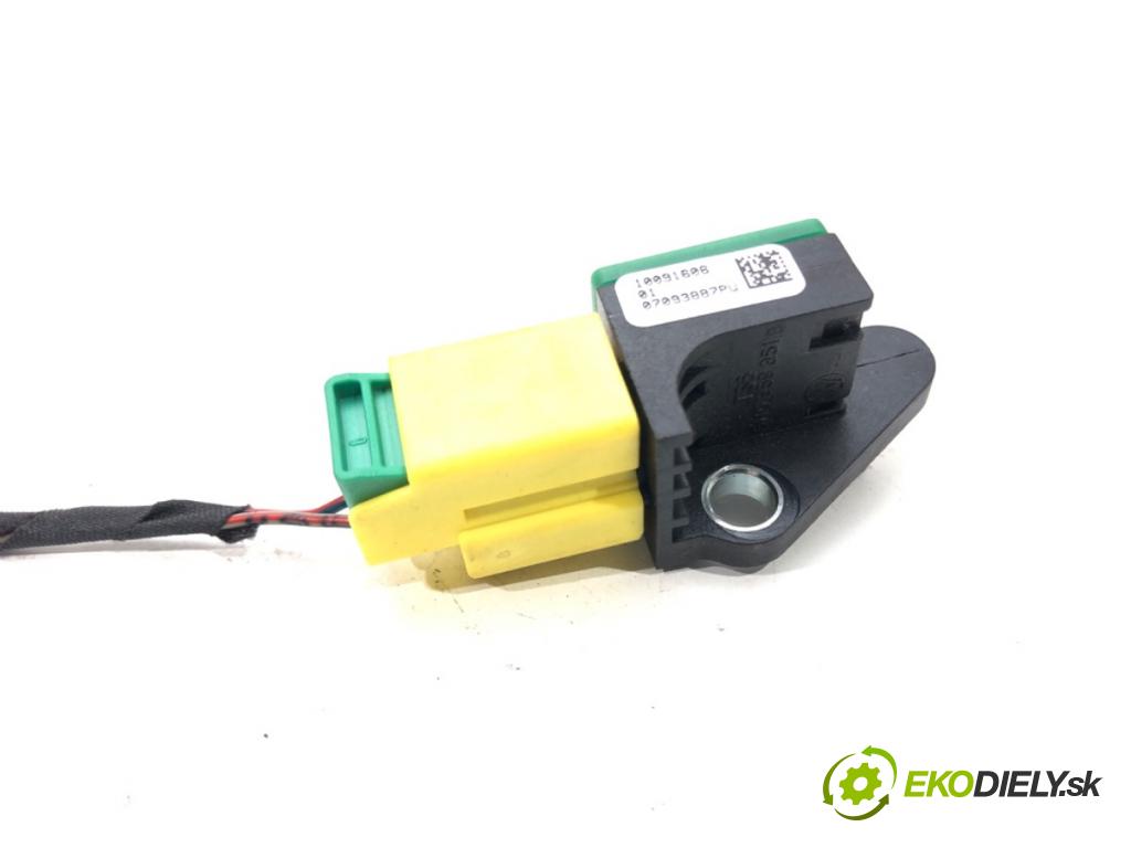 VW TIGUAN (5N_) 2007 - 2018    2.0 TFSI 4motion 125 kW [170 KM] benzyna 2007 - 20  Snímač nárazu 391229 (Snímače nárazu)