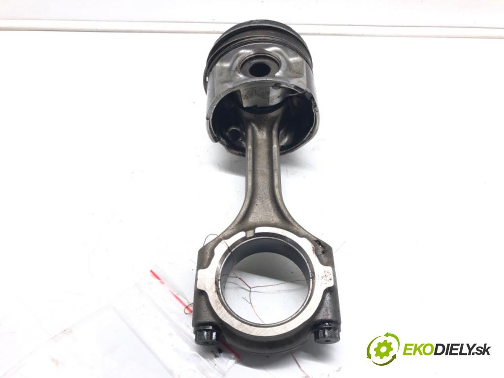 TOYOTA COROLLA Verso (ZER_, ZZE12_, R1_) 2004 - 2009    2.2 D-4D (AUR10_) 100 kW [136 KM] olej napędowy 20  PIEST: ojnica 2AD-FTV (Piesty)