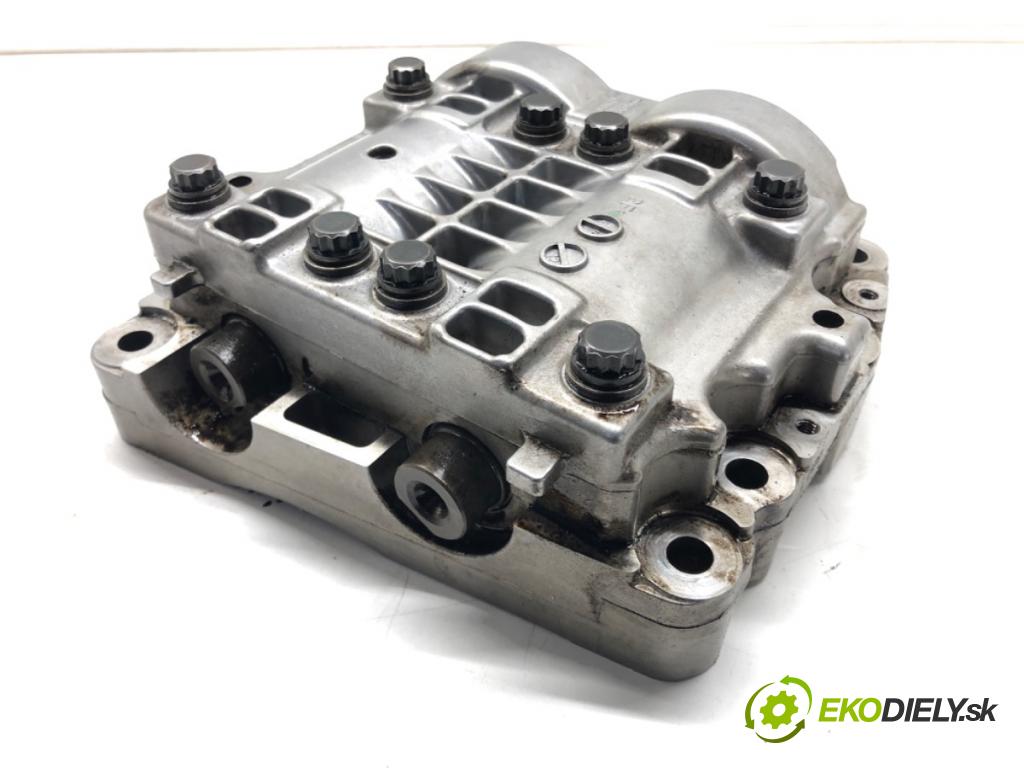 TOYOTA COROLLA Verso (ZER_, ZZE12_, R1_) 2004 - 2009    2.2 D-4D (AUR10_) 100 kW [136 KM] olej napędowy 20  pumpa oleje 2AD-FTV (Olejové pumpy)