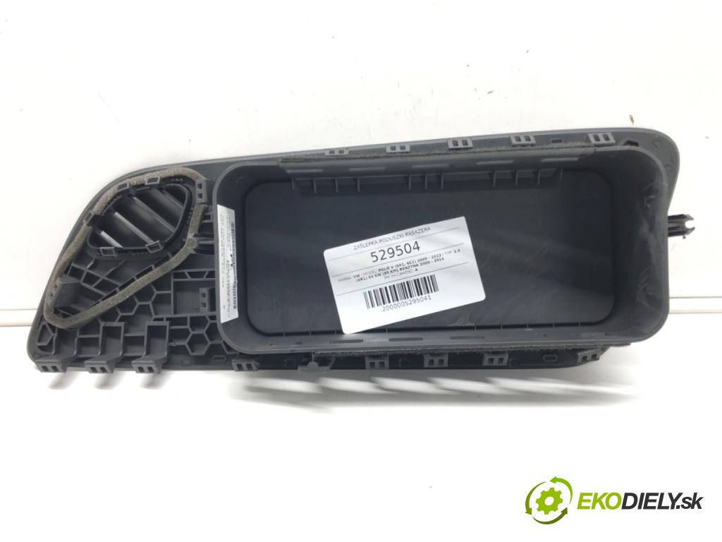 VW POLO V (6R1, 6C1) 2009 - 2022    1.4 (6R1) 63 kW [85 KM] benzyna 2009 - 2014  Kryt silentbloku spolujazdca 6R1880261B (Plasty, kryty, obaly interiéru)