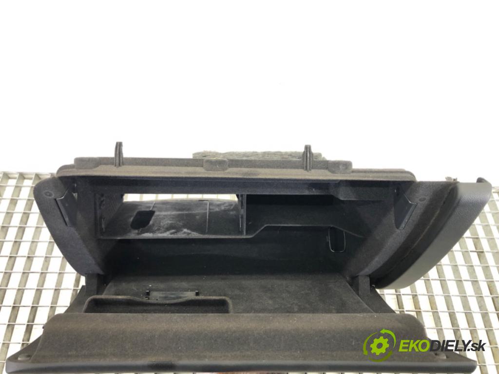 AUDI A4 B8 Avant (8K5) 2007 - 2015    2.0 TDI 105 kW [143 KM] olej napędowy 2008 - 2015  Priehradka, kastlík spolujazdca 8K1857035C (Priehradky, kastlíky)