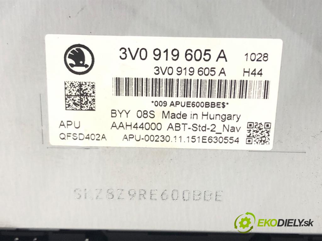 SKODA SUPERB III (3V3) 2015 - 2022    1.4 TSI 110 kW [150 KM] benzyna 2015 - 2022  RADIO 3V0919605A (Audio zariadenia)