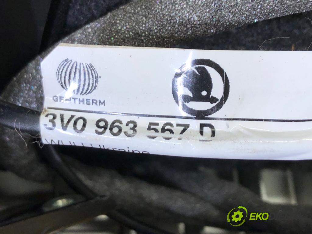 SKODA SUPERB III (3V3) 2015 - 2022    1.4 TSI 110 kW [150 KM] benzyna 2015 - 2022  Sedadlo druhý RIADOK: