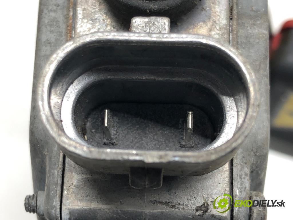 AUDI A6 C5 Avant (4B5) 1997 - 2005    2.4 121 kW [165 KM] benzyna 1997 - 2005  Menič XENON 4B0941471 (Riadiace jednotky xenónu)