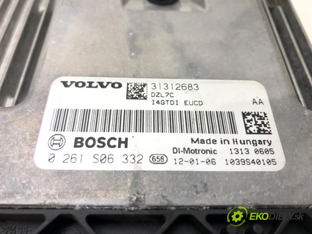 VOLVO V70 III (135) 2007 - 2016    T5 177 kW [241 KM] benzyna 2010 - 2014  řídící jednotka motora 31312683 0261S06332 (Řídící jednotky)