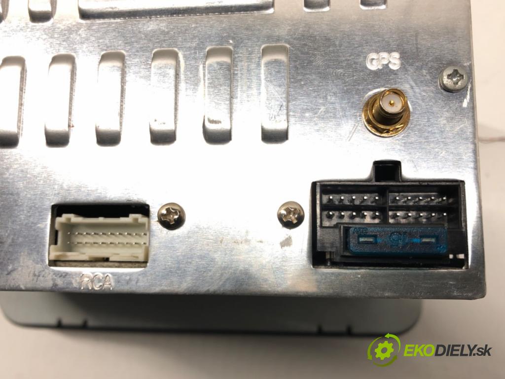 VW PASSAT CC B6 (357) 2008 - 2012    2.0 TDI 103 kW [140 KM] olej napędowy 2008 - 2012  RADIO Navigácia  (Audio zariadenia)