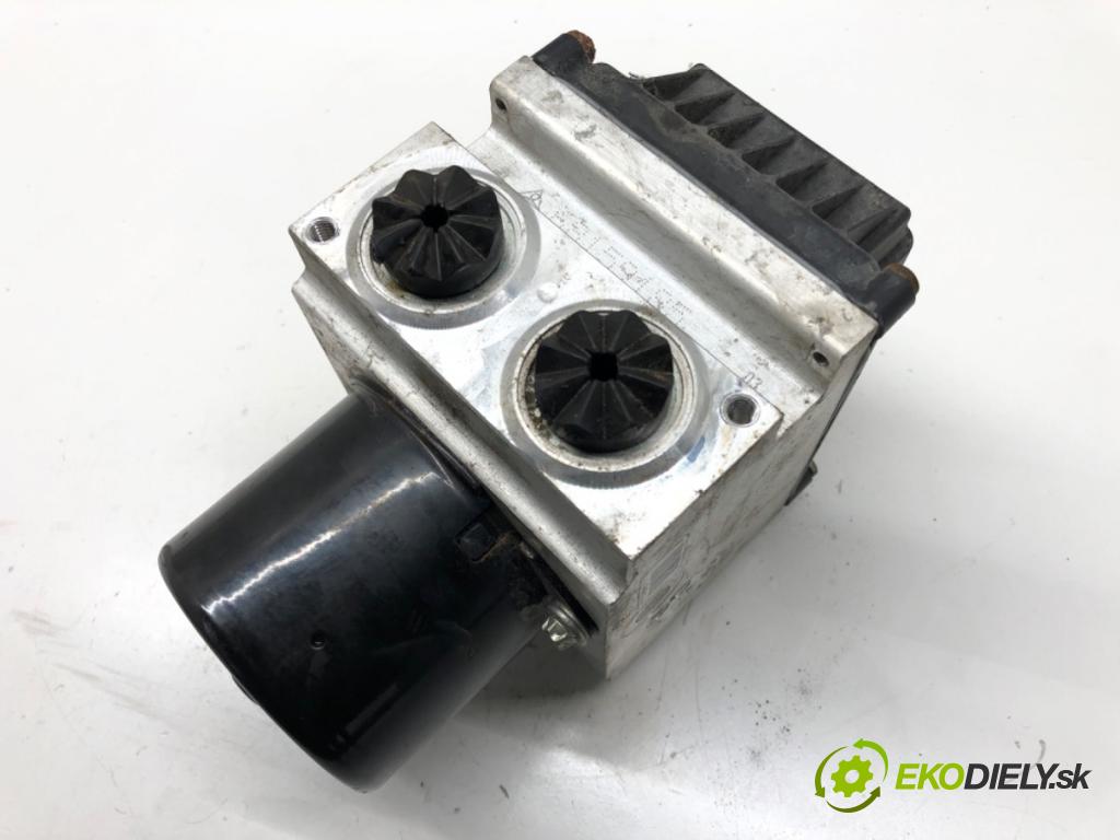 VW PASSAT CC B6 (357) 2008 - 2012    2.0 TDI 103 kW [140 KM] olej napędowy 2008 - 2012  Pumpa ABS 3C0614109P (Pumpy ABS)