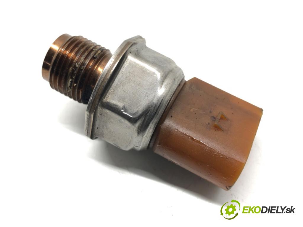 VW PASSAT CC B6 (357) 2008 - 2012    2.0 TDI 103 kW [140 KM] olej napędowy 2008 - 2012  Snímač tlaku paliva 03L906051 (Snímače)