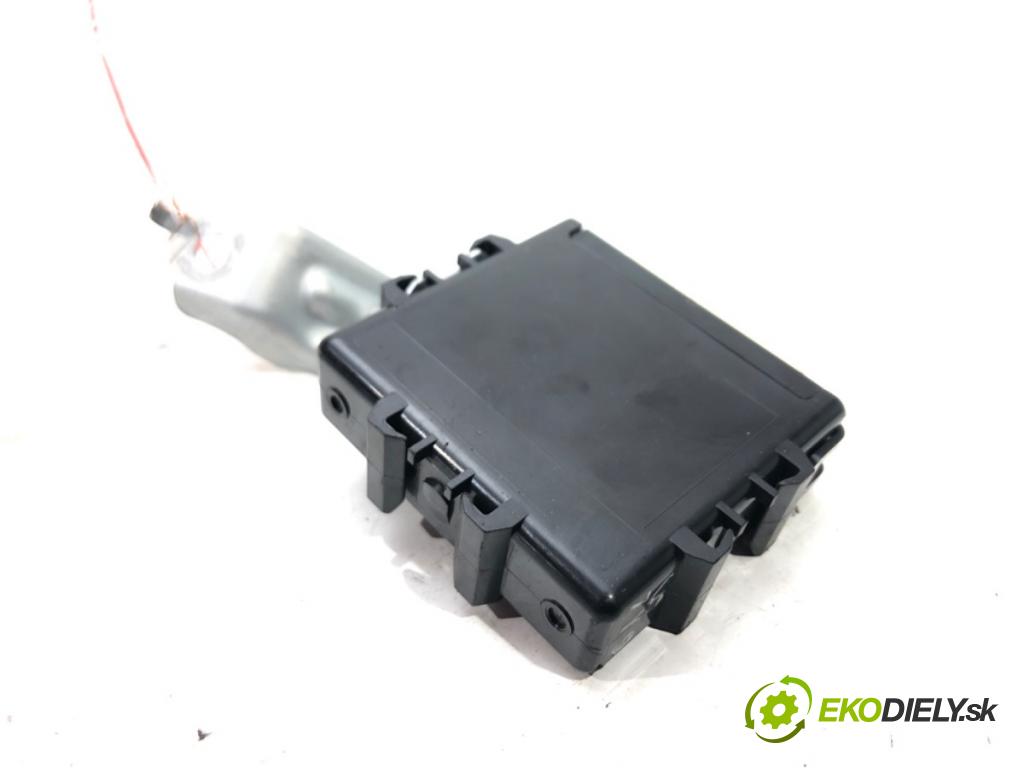 TOYOTA AURIS (_E15_) 2006 - 2012    1.6 (ZRE151_) 91 kW [124 KM] benzyna 2007 - 2012  Modul svetiel 89960-12090 (Ostatné)