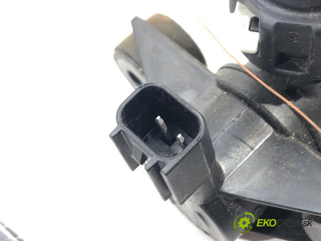 FORD MONDEO V sedan (CD) 2012 - 2022    2.5 127 kW [173 KM] benzyna 2012 - 2022  Ventil tlaku 9U5A-9G866-CF (Ventily)