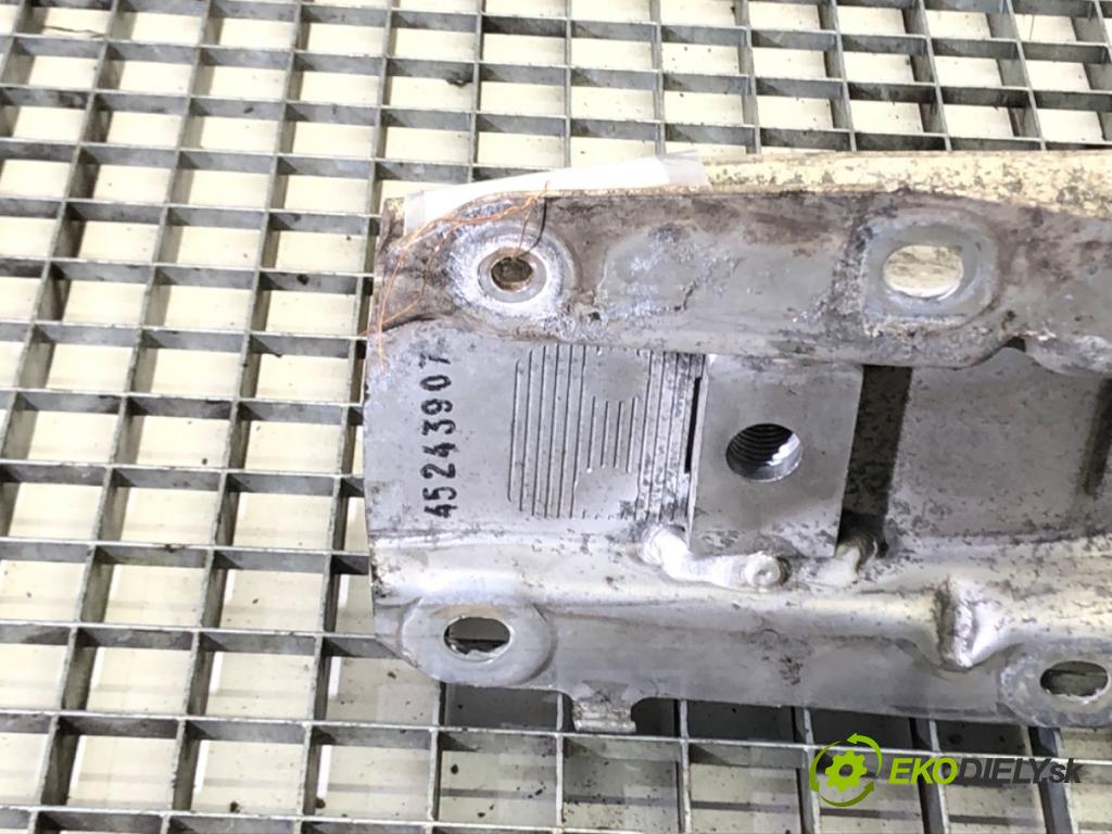 RENAULT LAGUNA III (BT0/1) 2007 - 2015    2.0 16V (BT05, BT0F, BT0W) 103 kW [140 KM] benzyna  výztuha nárazníka přední část  (Výztuhy přední)