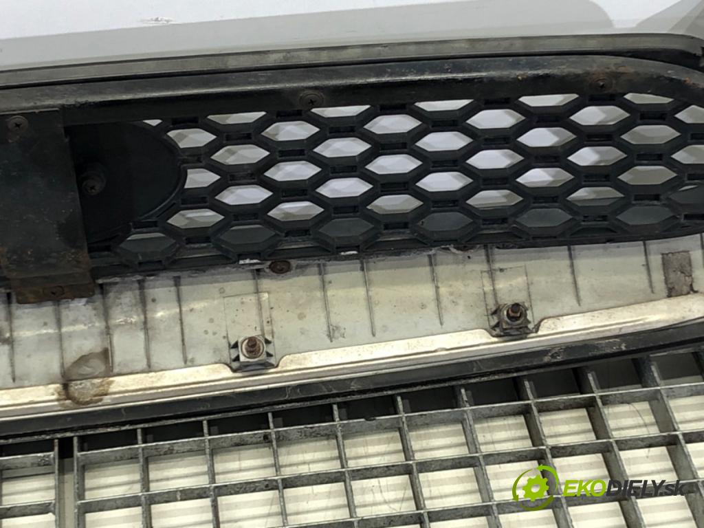 HYUNDAI SANTA FÉ I (SM) 2000 - 2006    2.0 CRDi 4x4 92 kW [125 KM] olej napędowy 2003 - 2  mřížka maska  (Mřížky (masky) chladičů)