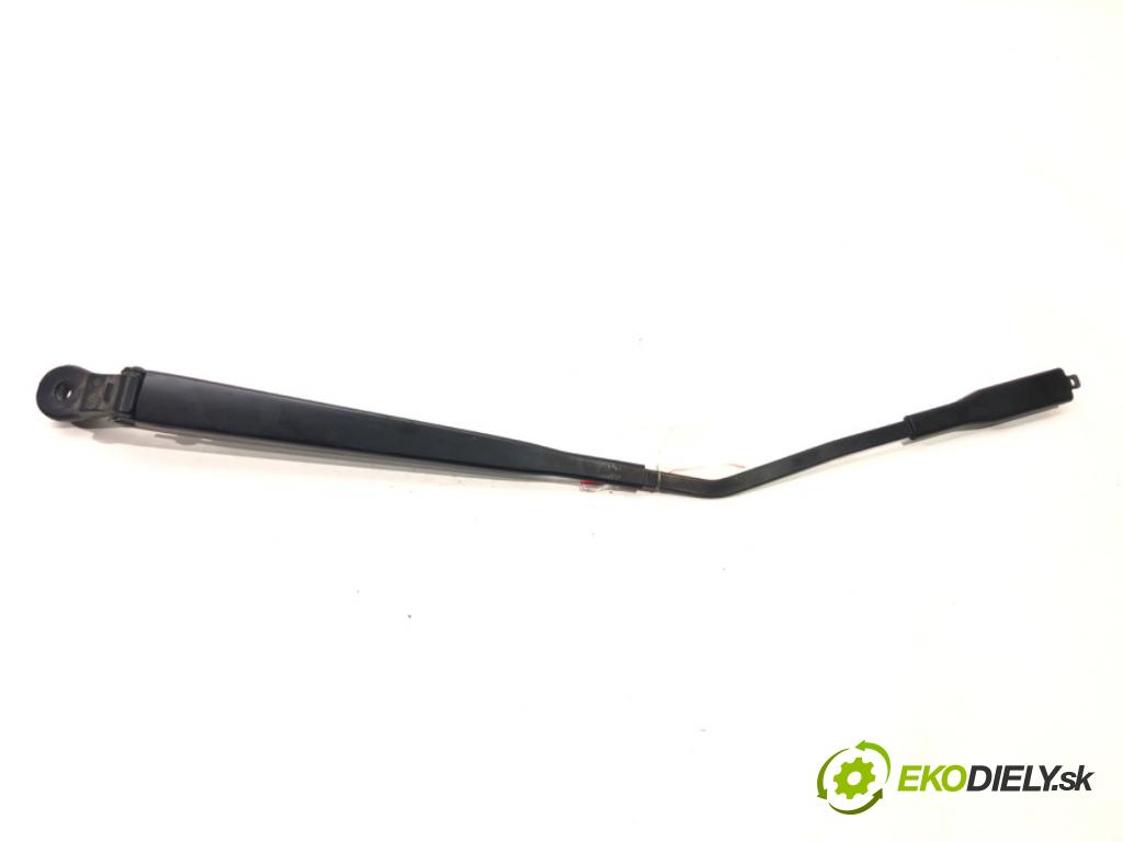 FORD MONDEO V liftback (CE) 2014 - 2022    2.0 TDCi 110 kW [150 KM] olej napędowy 2014 - 2022  ramena stěrače zadní část DS73-17C403-AC
