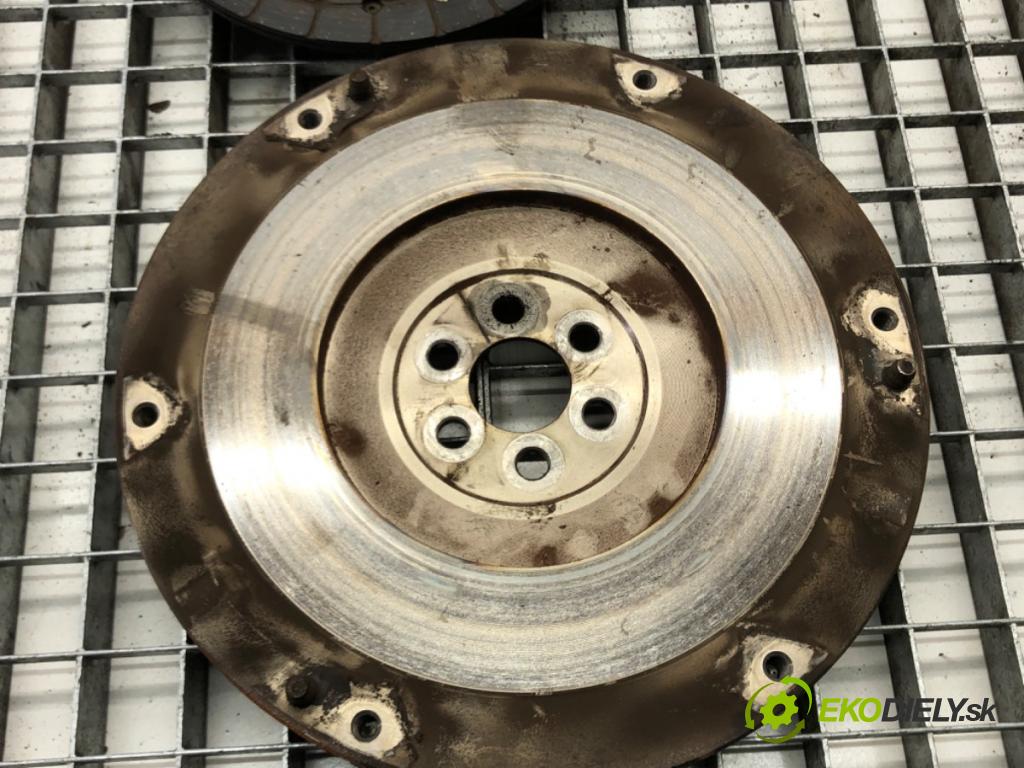 TOYOTA YARIS (_P9_) 2005 - 2014    1.4 D-4D (NLP90_) 66 kW [90 KM] olej napędowy 2005  Spojková sada (bez ložiska) 13451-0N010 (Kompletné sady (bez ložiska))