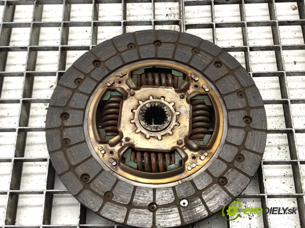 TOYOTA YARIS (_P9_) 2005 - 2014    1.4 D-4D (NLP90_) 66 kW [90 KM] olej napędowy 2005  Spojková sada (bez ložiska) 13451-0N010 (Kompletné sady (bez ložiska))