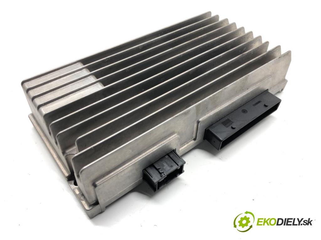 AUDI A5 (8T3) 2007 - 2017    2.0 TDI 125 kW [170 KM] olej napędowy 2008 - 2012  Zosilňovač 8T0035223AP (Zosilňovače)