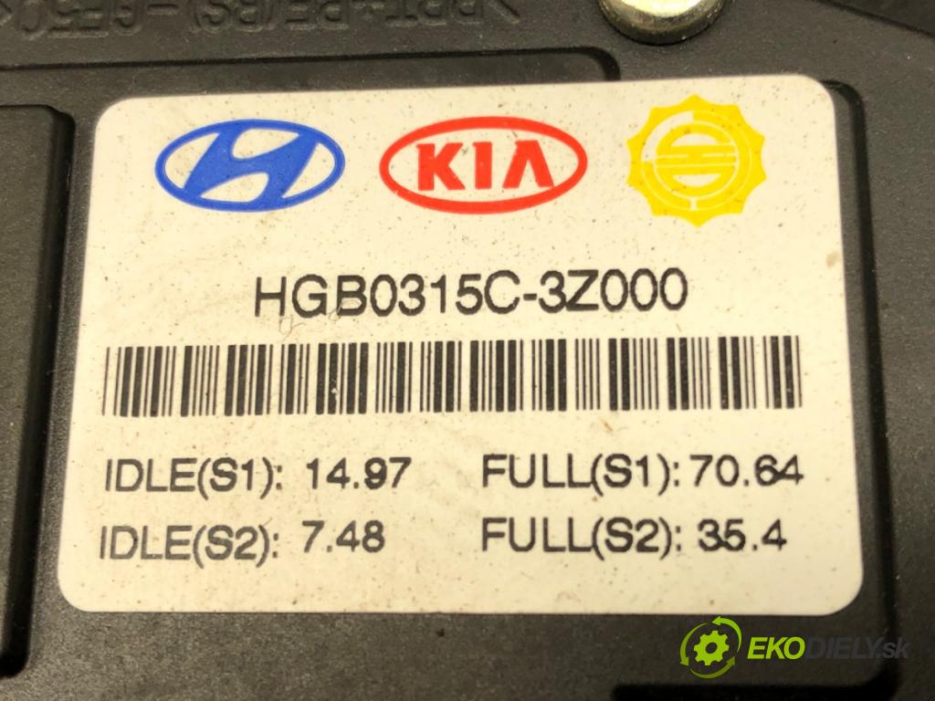 HYUNDAI i40 I (VF) 2012 - 2022    1.7 CRDi 100 kW [136 KM] olej napędowy 2012 - 2022  Potenciometer plynového pedálu 32726-3Z000 (Pedále)