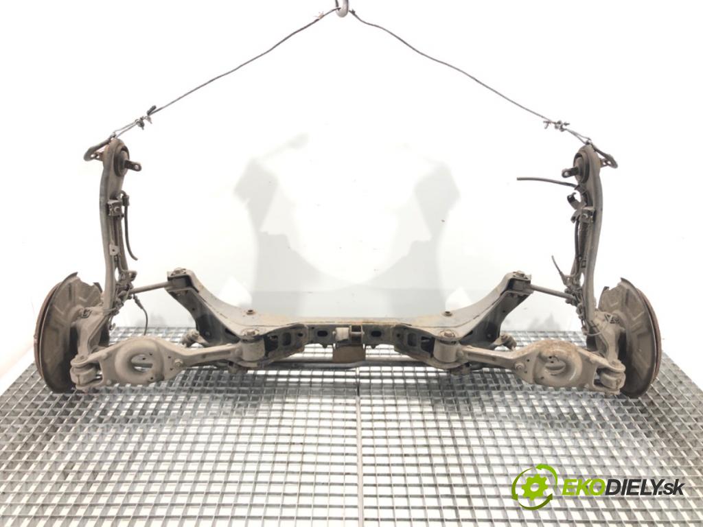HYUNDAI i40 I (VF) 2012 - 2022    1.7 CRDi 85 kW [116 KM] olej napędowy 2012 - 2022  výztuha zadní část 