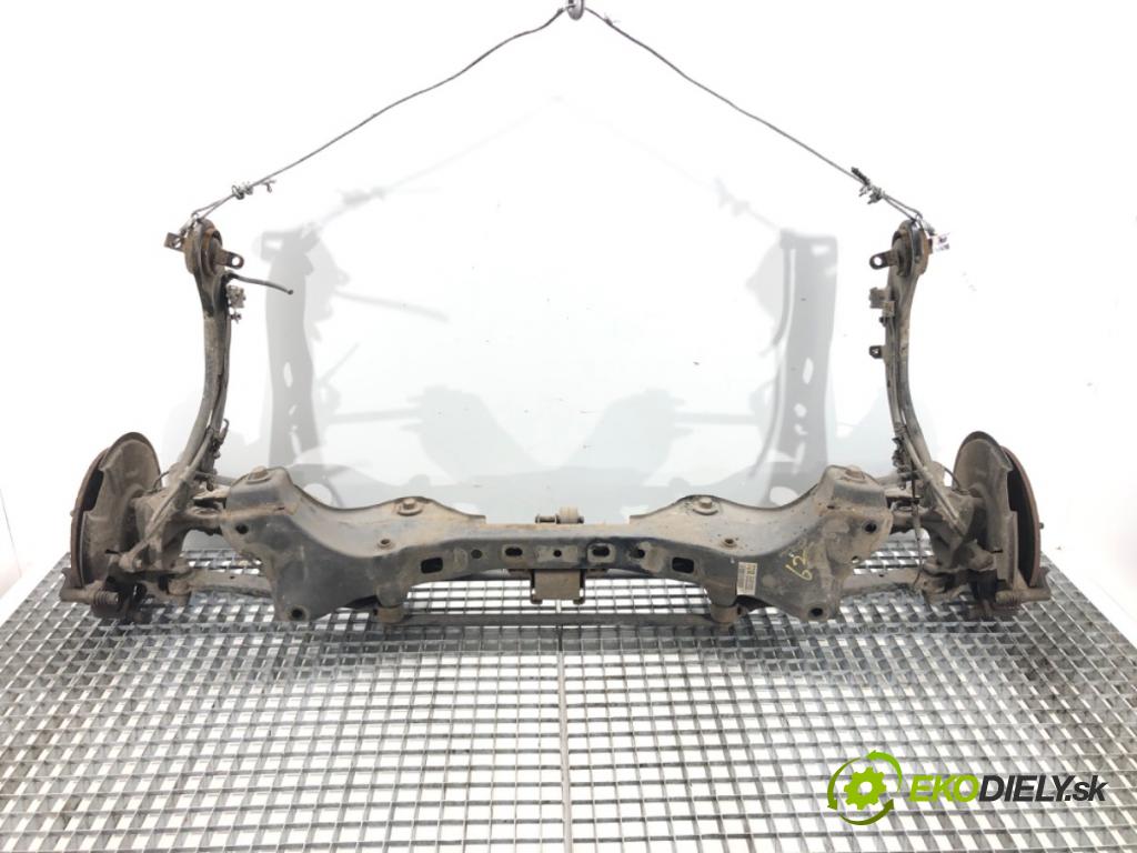 HYUNDAI i40 I (VF) 2012 - 2022    1.7 CRDi 85 kW [116 KM] olej napędowy 2012 - 2022  výztuha zadní část