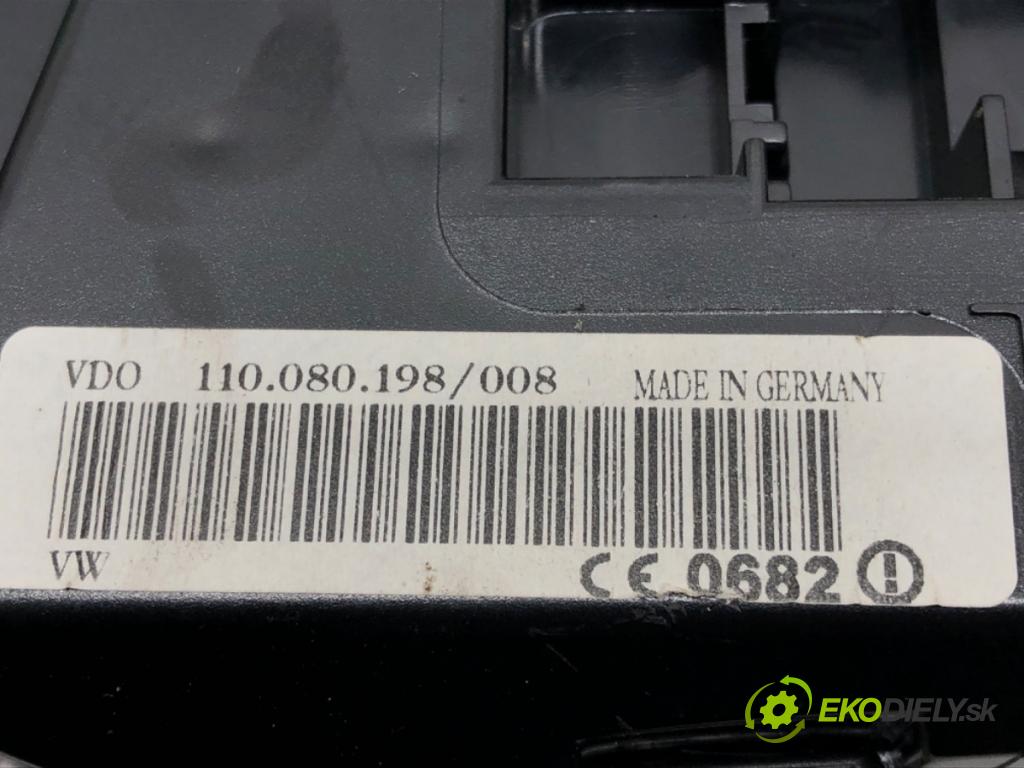 VW PASSAT B5.5 Variant (3B6) 2000 - 2005    1.9 TDI 96 kW [130 KM] olej napędowy 2000 - 2005  Prístrojovka 3B0920829A (Prístrojové dosky, displeje)