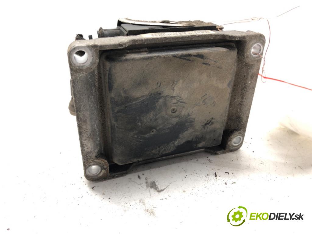 OPEL CORSA C (X01) 2000 - 2009    1.0 (F08, F68) 43 kW [58 KM] benzyna 2000 - 2003  riadiaca jednotka Motor 24443795 (Riadiace jednotky)